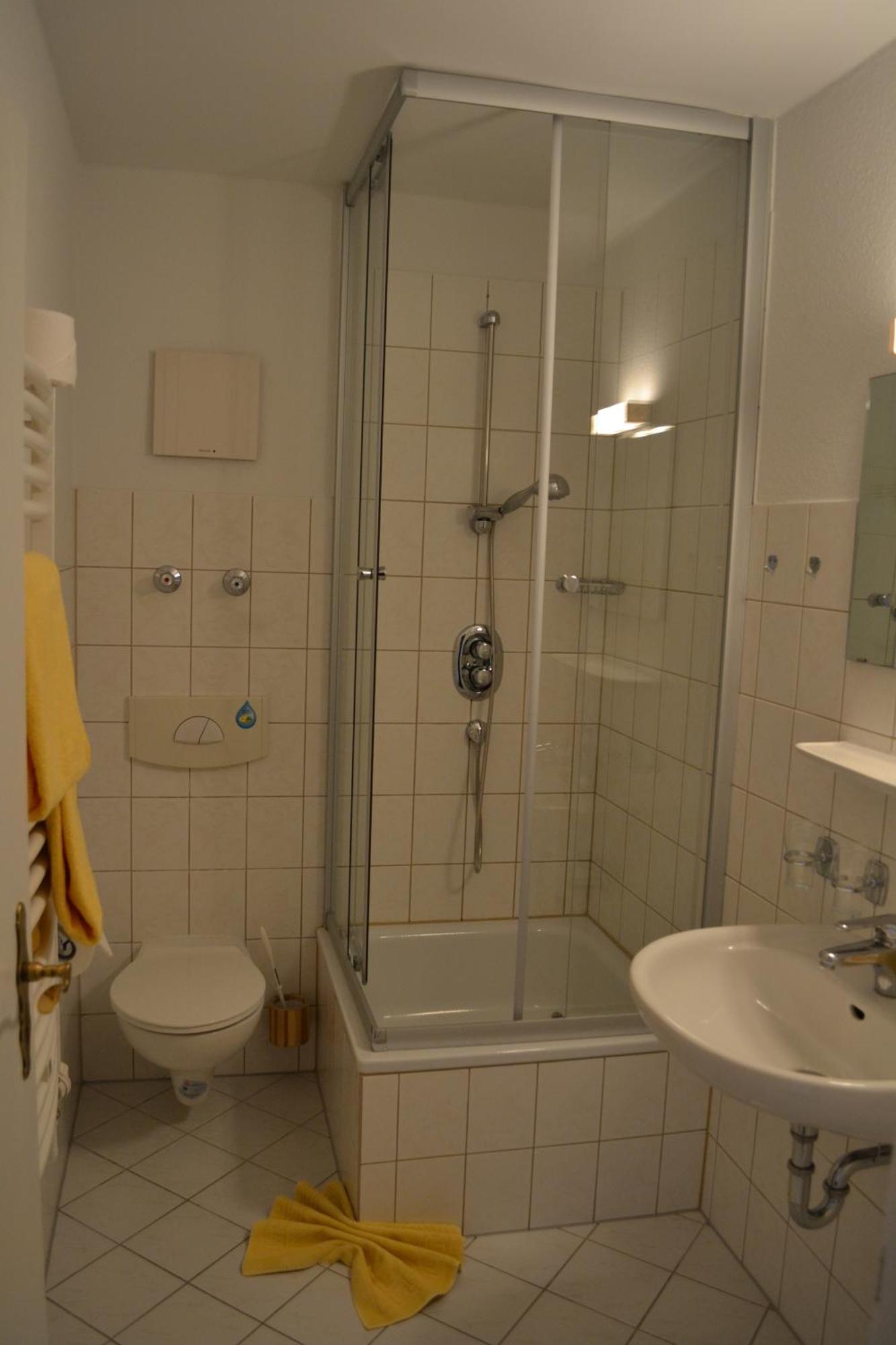 City-hotel 3*