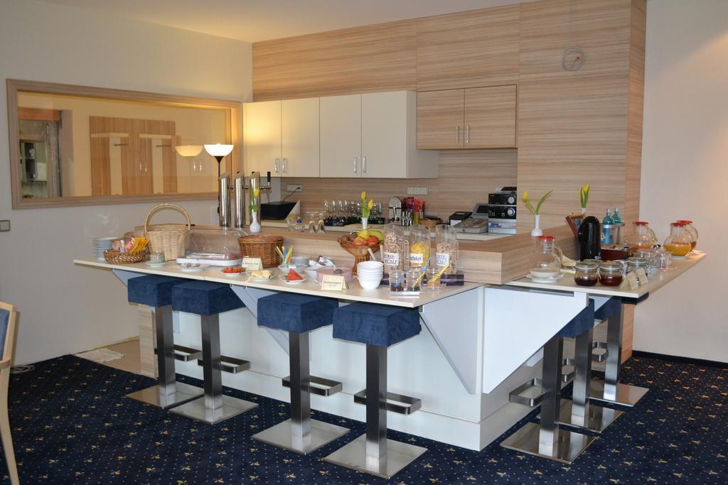 City-hotel Guest house